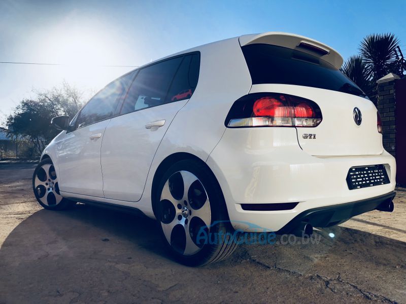 Volkswagen GOLF 6 GTI in Botswana