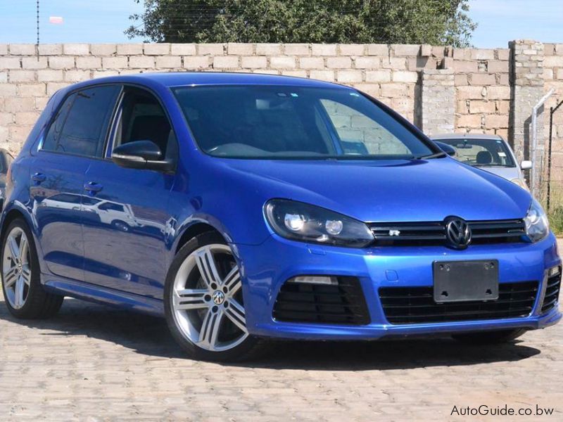 Volkswagen GOLF R in Botswana