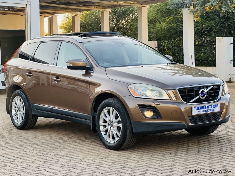 Volvo XC60 T6 AWD in Botswana