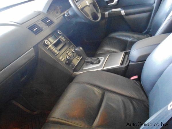 Volvo XC90 in Botswana