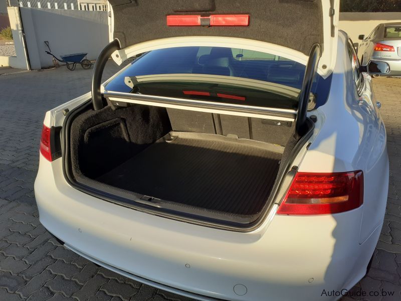 Audi RS5 in Botswana