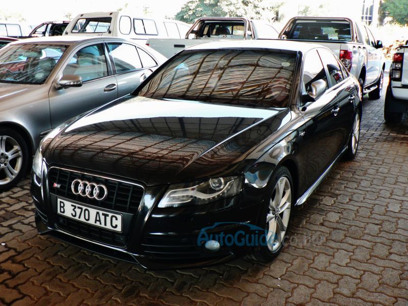 Audi S4 in Botswana