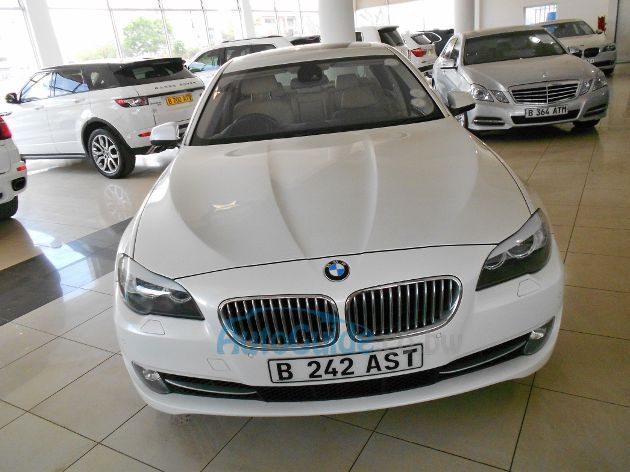 BMW 550i in Botswana