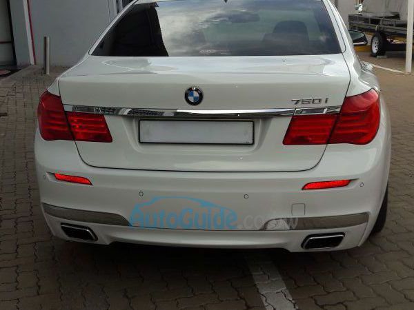 BMW BMW 750I 4.0 in Botswana