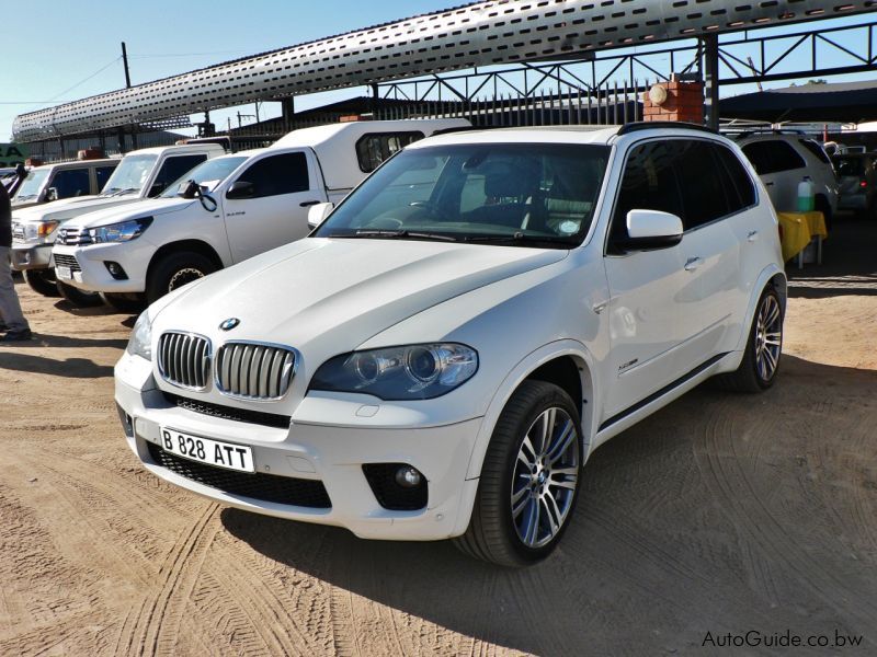 BMW X5 xDrive 50i in Botswana