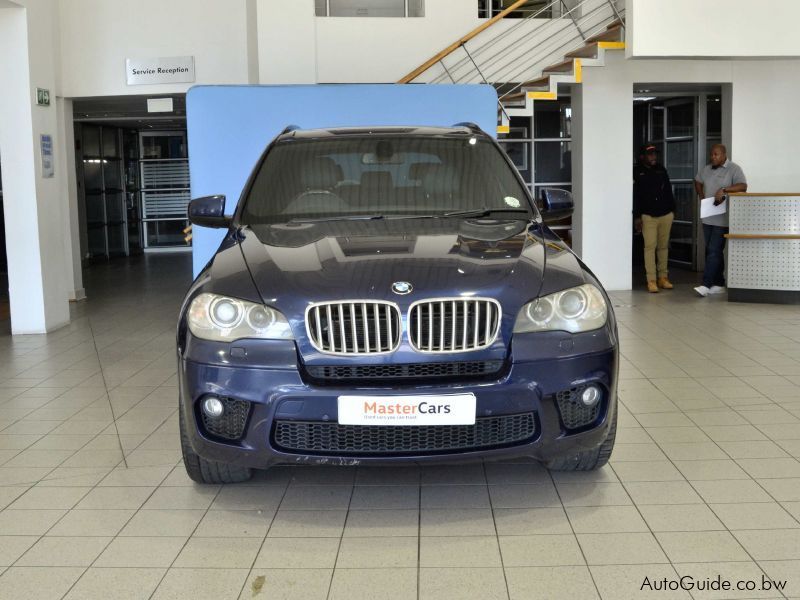 BMW X5 xDrive 50i in Botswana