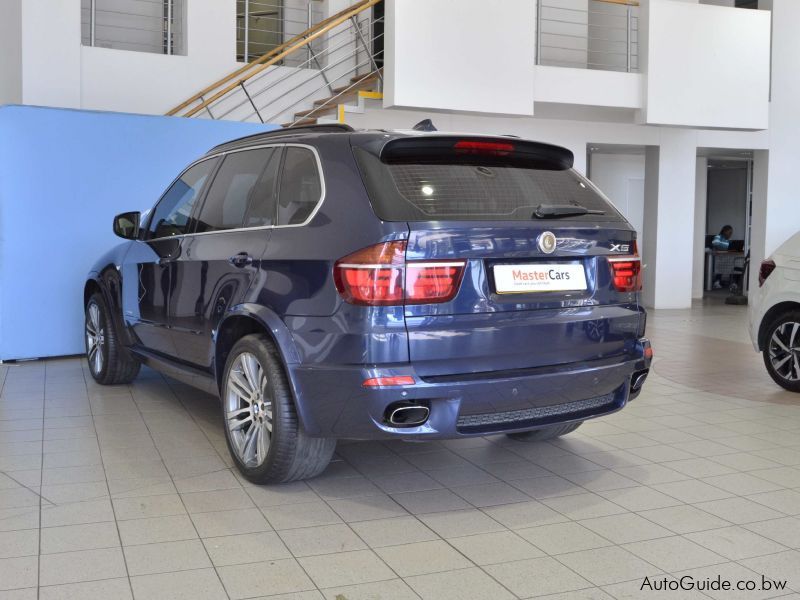 BMW X5 xDrive 50i in Botswana