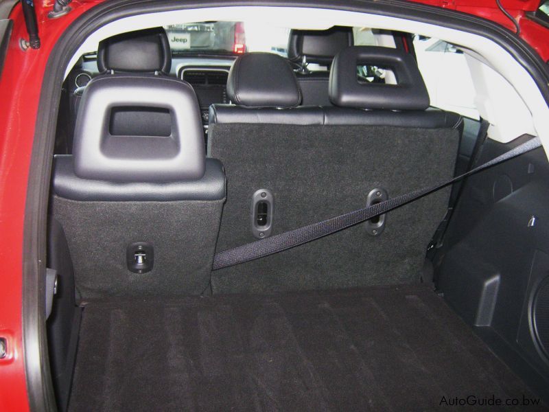 Dodge Caliber 2.0 in Botswana