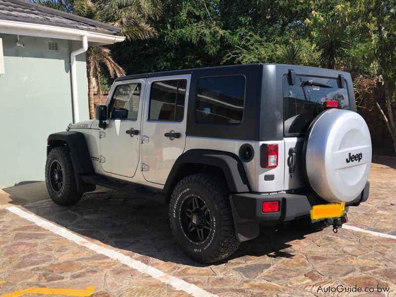 Jeep Wrangler Rubicon 3.8 V6 4x4 in Botswana