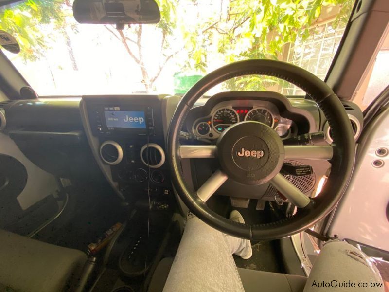Jeep Wrangler Rubicon 3.8 V6 4x4 in Botswana