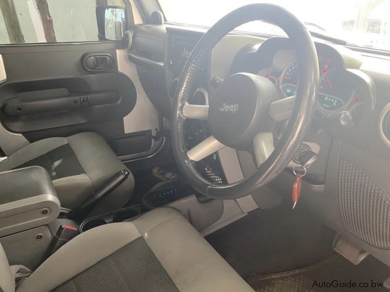 Jeep Wrangler Rubicon 3.8 V6 4x4 in Botswana
