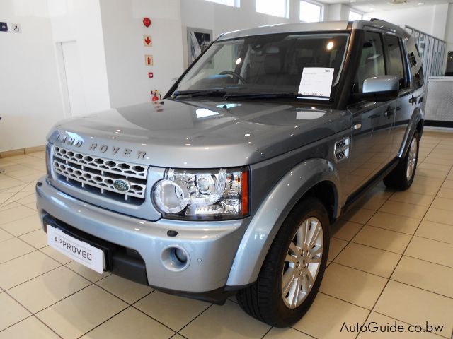 Land Rover Discovery 4 V8 HSE in Botswana