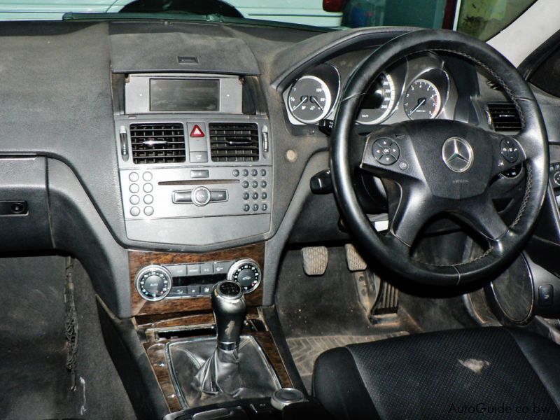 Mercedes-Benz C180 CGi in Botswana