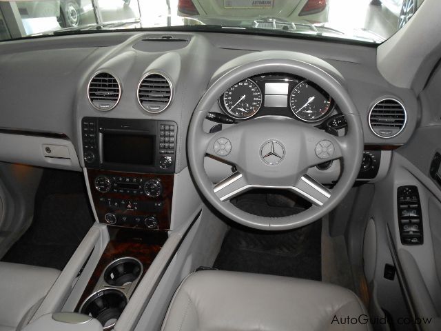 Mercedes-Benz GL 500 in Botswana