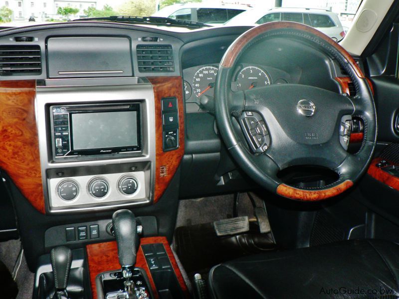 Nissan Patrol V8 GRX  in Botswana