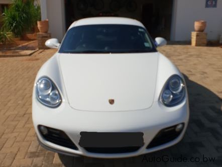 Porsche Cayman PDK in Botswana