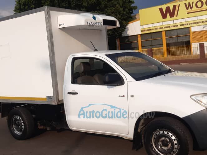 Toyota Hilux 2.5D 4d with Refrigerated unit in Botswana
