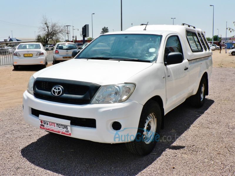 Toyota Hilux VVTI in Botswana