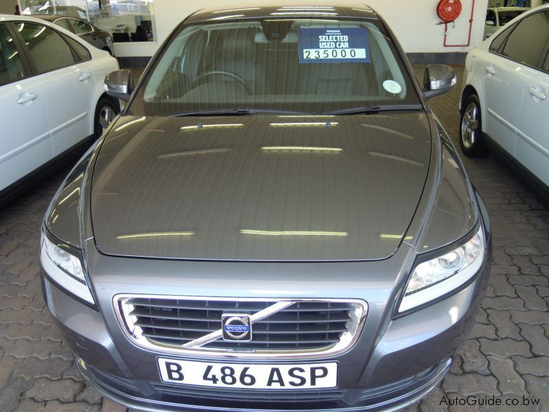 Volvo S40 2.0 D in Botswana