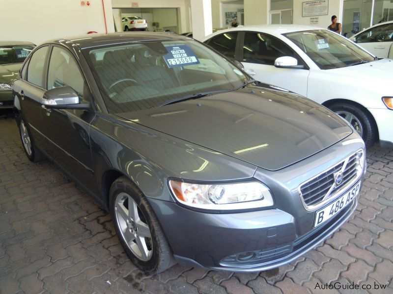 Volvo S40 2.0 D in Botswana