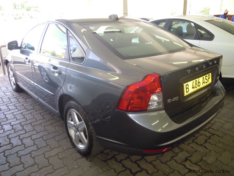 Volvo S40 2.0 D in Botswana