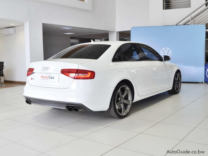 Audi S4 Quattro in Botswana