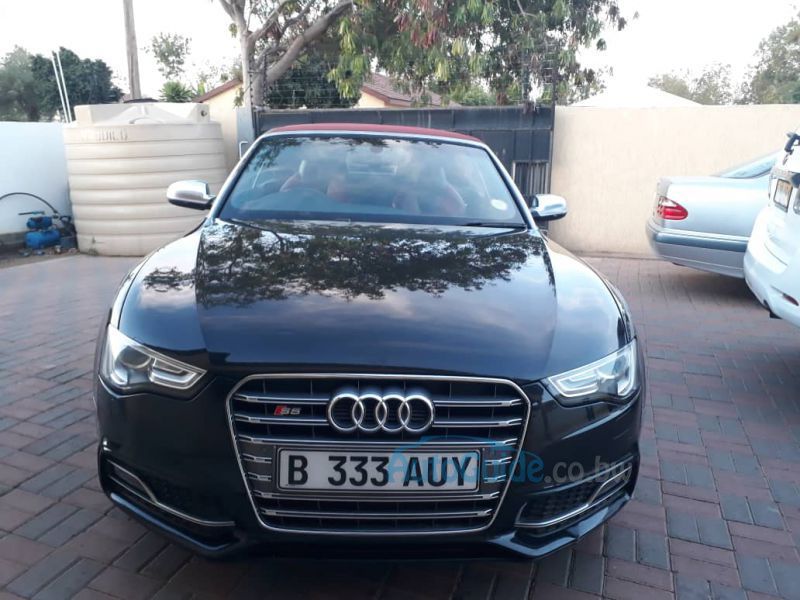 Audi S5 in Botswana