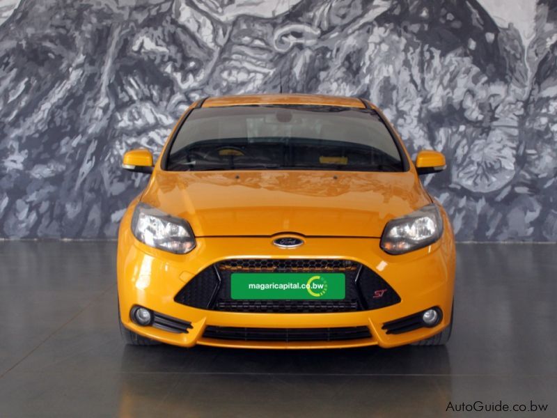 Ford Focus ST 200 in Botswana