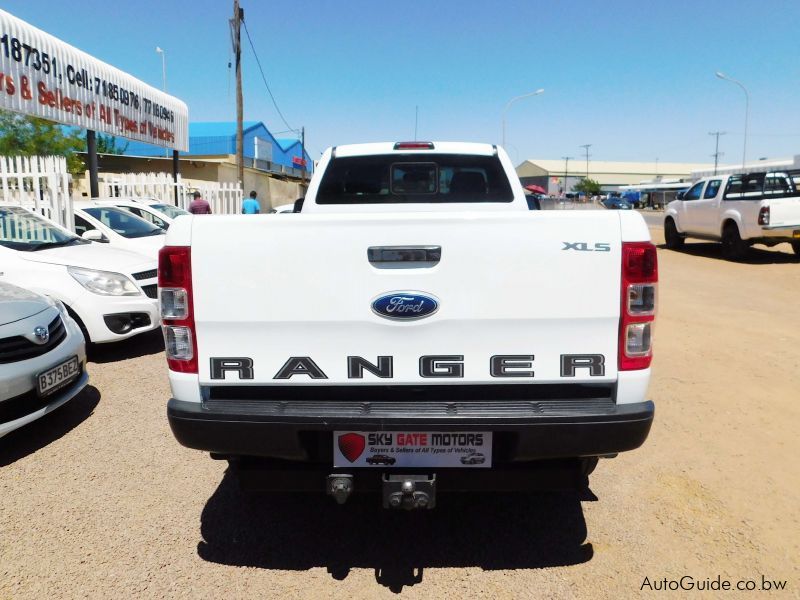 Ford Ranger XLS in Botswana