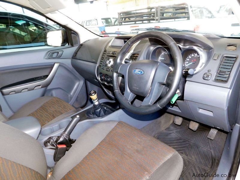 Ford Ranger XLS in Botswana