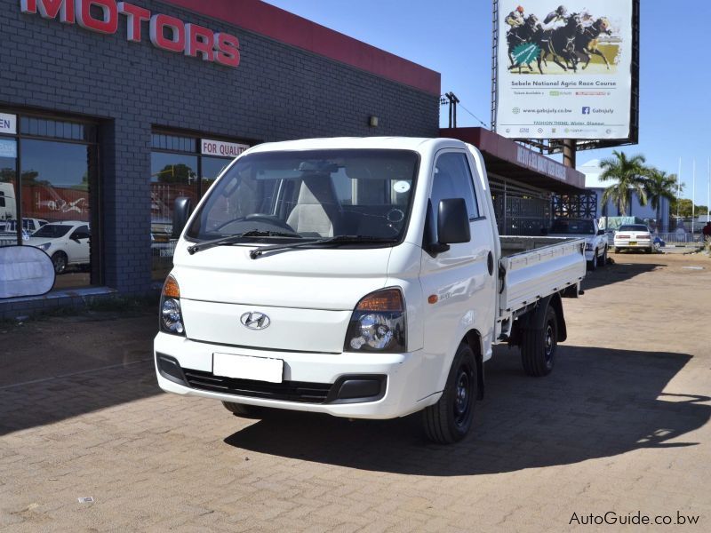 Hyundai H100 Drop Side in Botswana