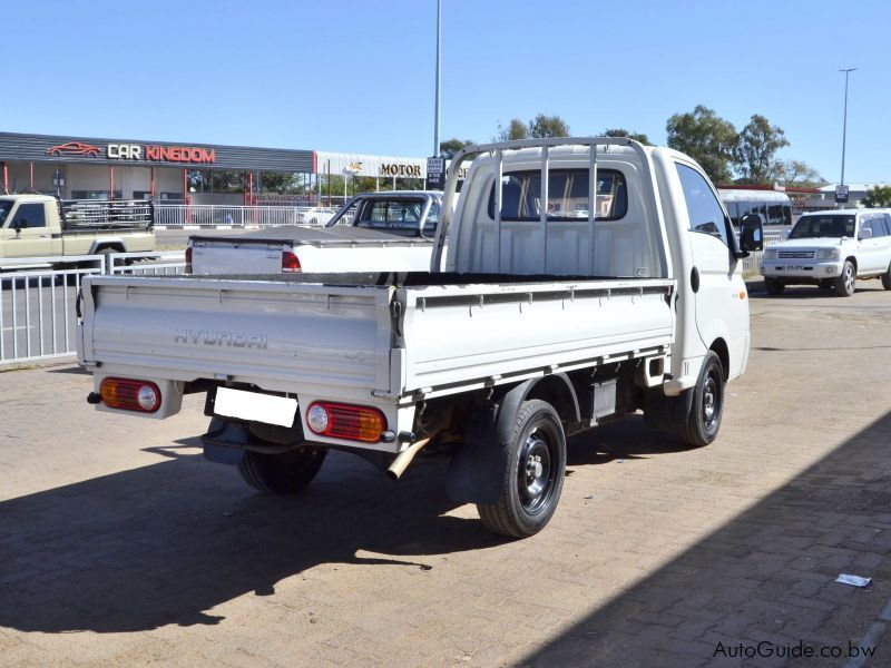 Hyundai H100 Drop Side in Botswana