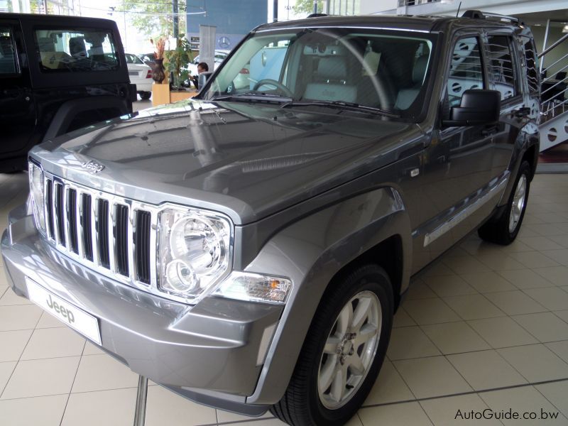 Jeep Cherokee 3.7L V6 in Botswana