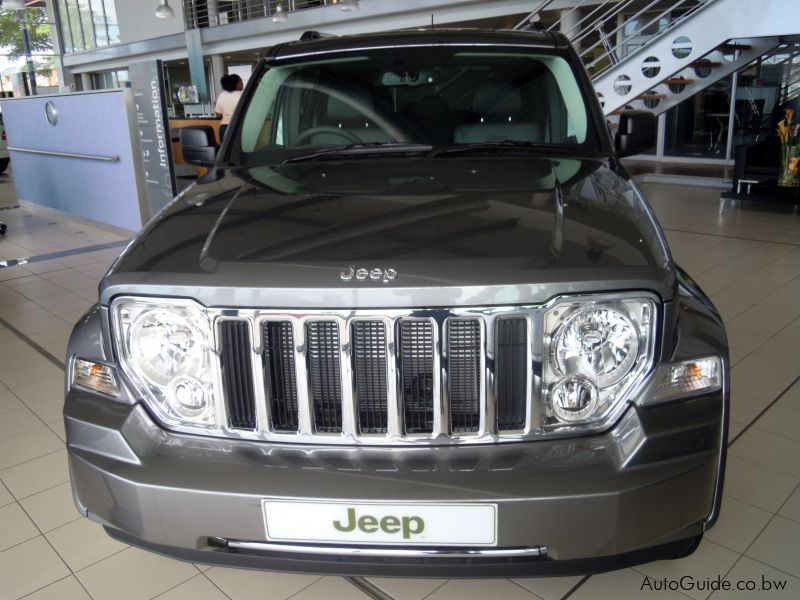 Jeep Cherokee 3.7L V6 in Botswana