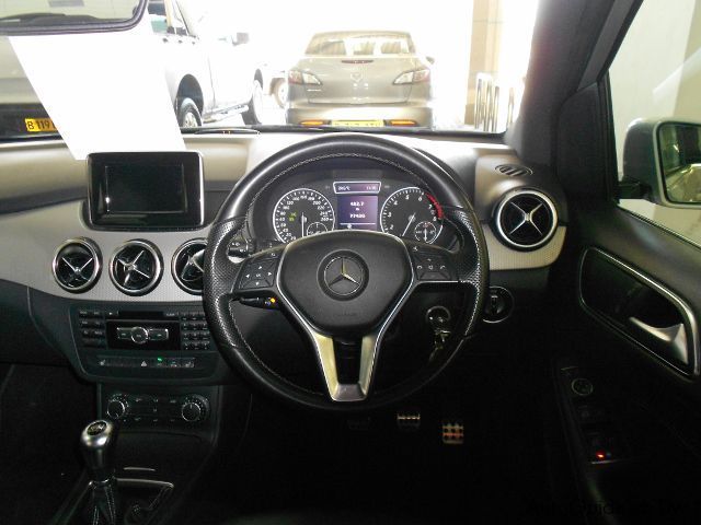 Mercedes-Benz B200 in Botswana