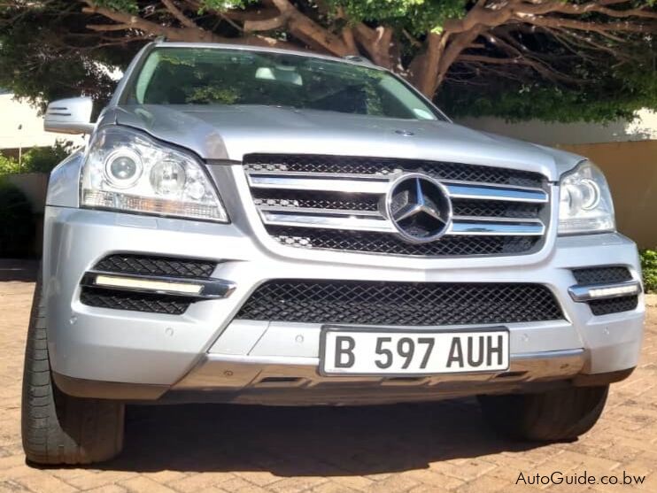 Mercedes-Benz GL 350 CDI 4MATIC in Botswana