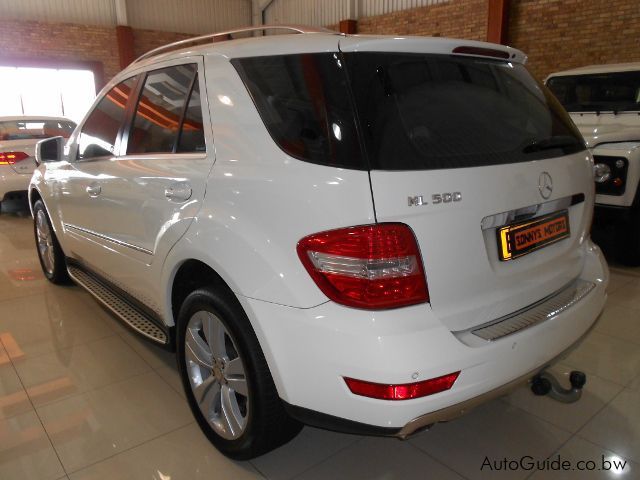 Mercedes-Benz ML 500 in Botswana