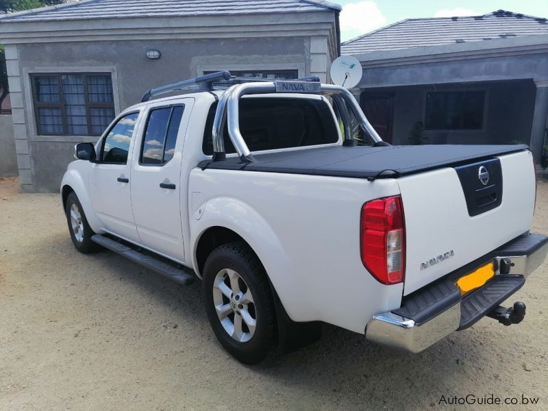 Nissan Navara 2.5CDI in Botswana