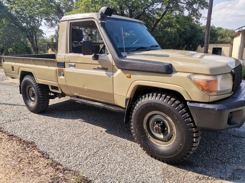 Toyota Land Cruiser in Botswana