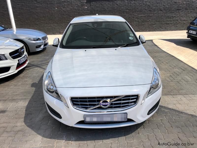 Volvo S60 1.6 T4 in Botswana