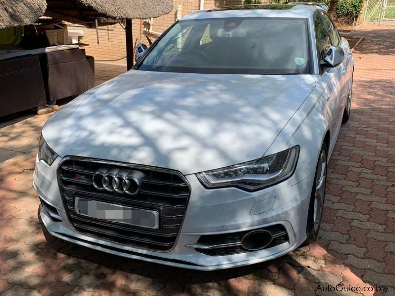 Audi S6 in Botswana