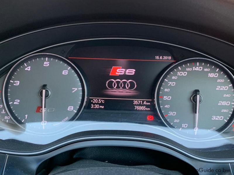 Audi S6 in Botswana