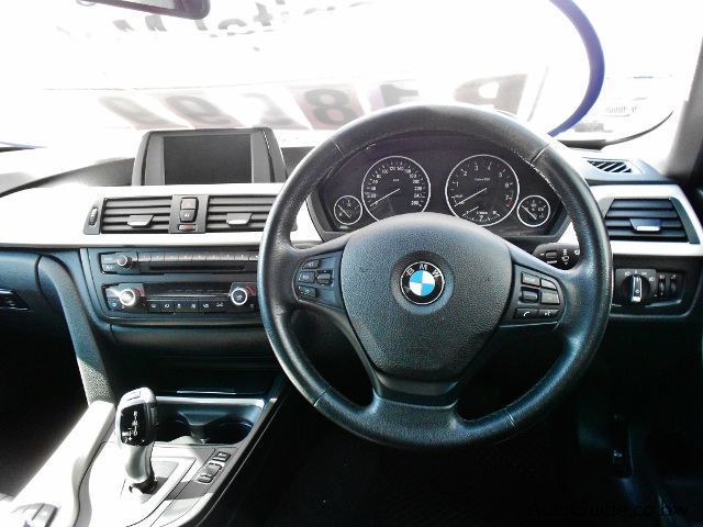 BMW 320i  in Botswana