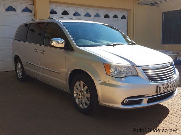 Chrysler Grand Voyager (7 Seater ) in Botswana