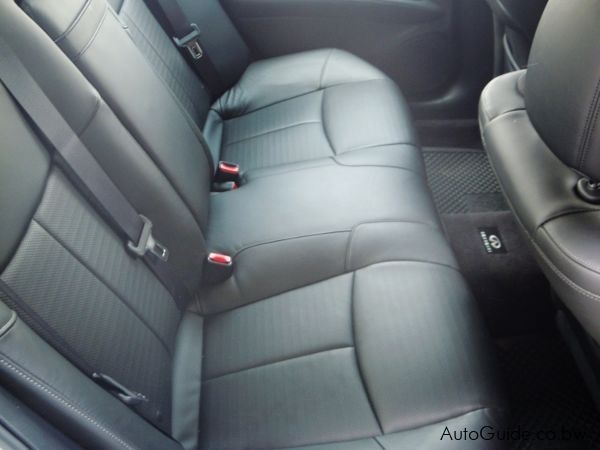 Infiniti M37 Sport in Botswana