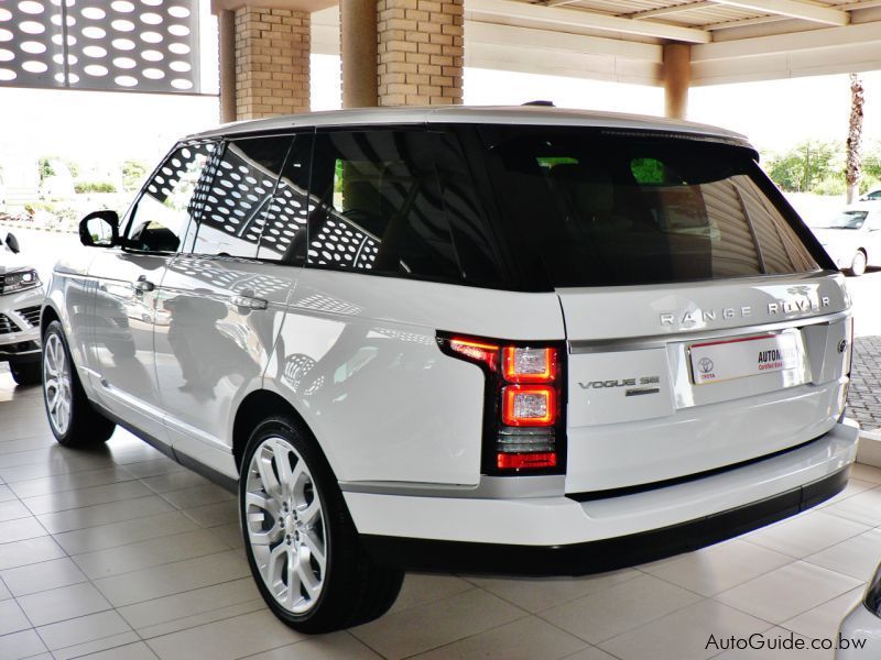 Land Rover Range Rover Super Charged in Botswana