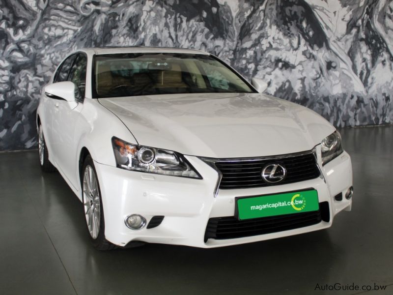 Lexus GS 350 in Botswana