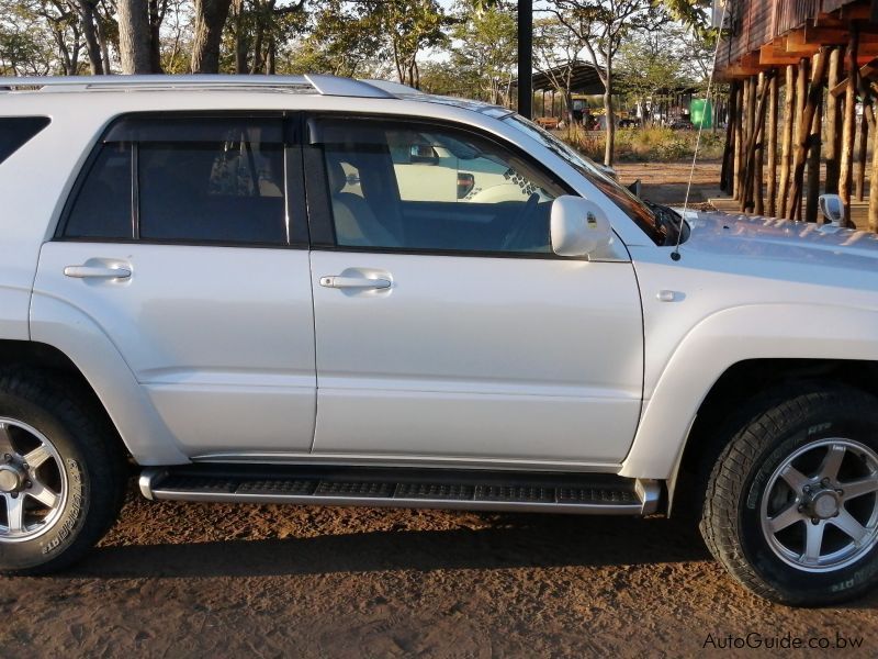 Toyota Hilux Surf 3.4 v6 in Botswana