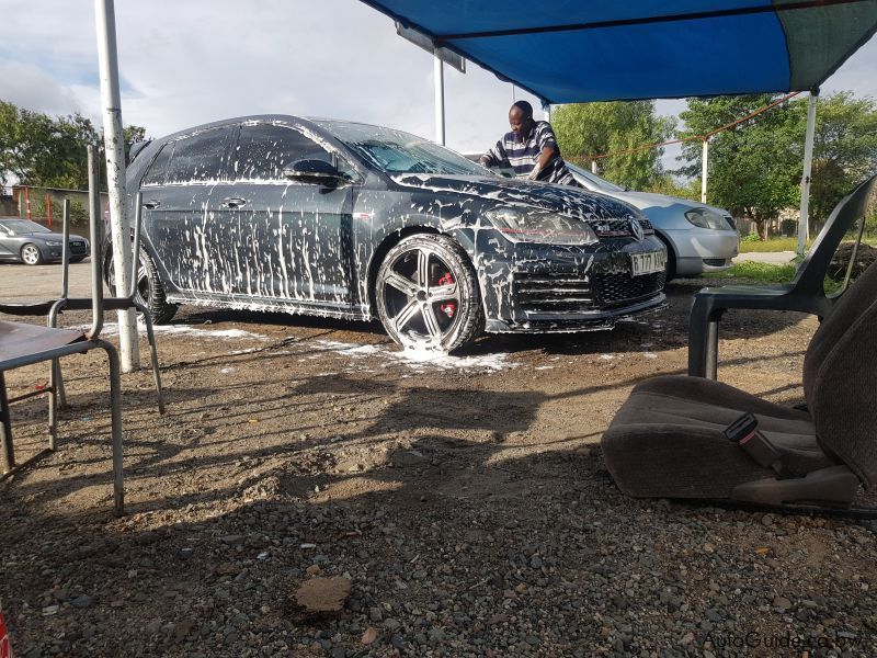 Volkswagen Golf 7 GTI in Botswana