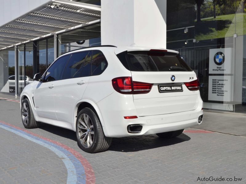 BMW X5 xDrive 30D in Botswana